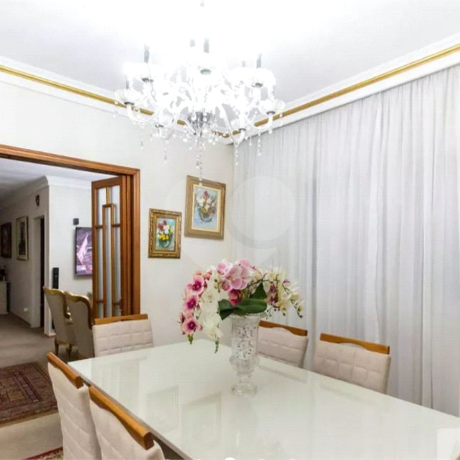Sobrado à venda na V.Mariana - 130m2 - 2 Quartos - 600 m. metrô Ana Rosa