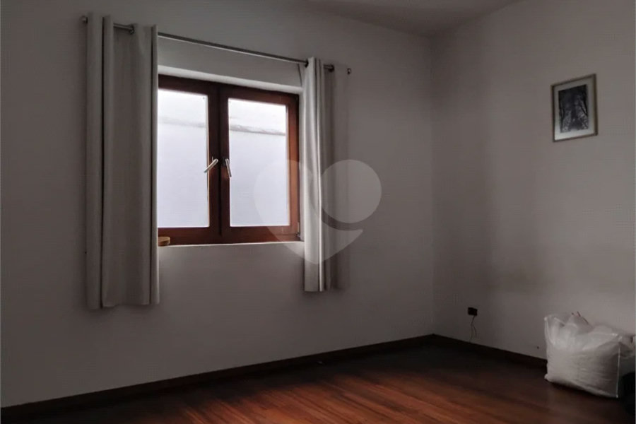 Vende-se ou Aluga-se Casa com 400 m2 na Vila Mascote