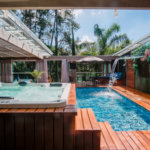 Casa de Alto Padrão à venda com 4 quartos, sendo 1 suíte, em condomínio, Cotia - SP