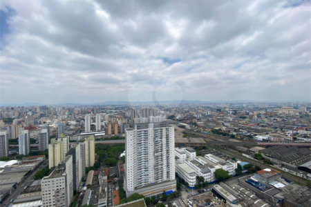 Apartamento com 3 quartos e varanda gourmet próximo do metrô