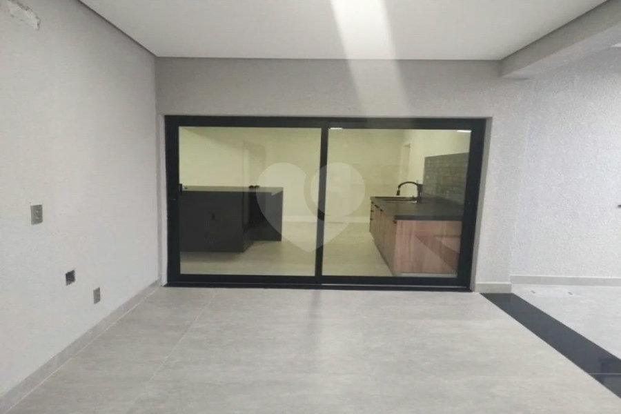 Casa em Indaiatub, recém construída no Condomínio Portal do Itaici