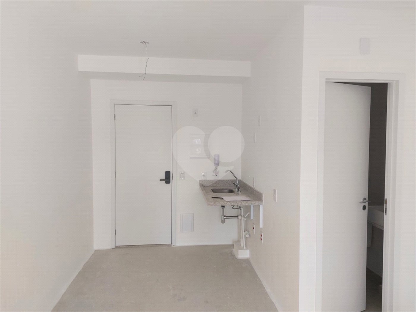 Studio moderno em Pinheiros – A poucos passos do Metrô Oscar Freire!
