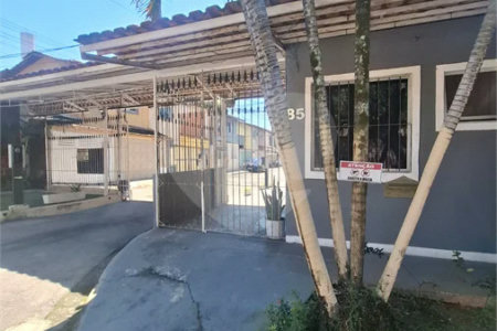 LINDA CASA DUPLEX EM CONDOMÍNIO – PRÓXIMA AO PARK SHOPPING - Aceita financiamento bancário e FGTS