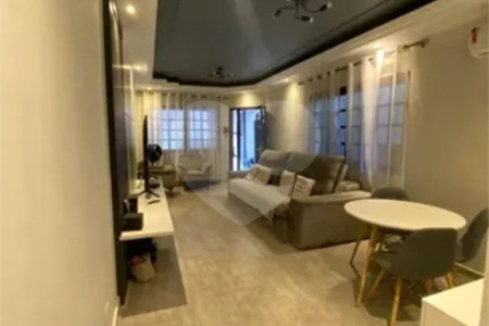 CASA A VENDA NO VISTA LINDA, 3 DORMITORIOS, 2 BANHEIROS, 2 VAGAS, SÃO JOSÉ DOS CAMPOS/SP.