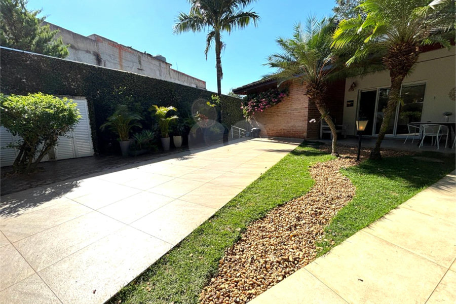 Casa térrea em rua sem saída com guarita 24hs - Tremembé - São Paulo/SP