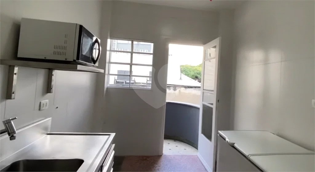 Apartamento 2 dormitorios, sala, cozinha sem vaga ,no bairro Republica
