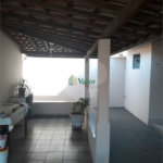 Ampla casa no condomÍnio Parque Fehr, contendo: