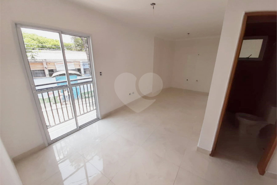 Apartamento novo. 10 minutos para o Metrô