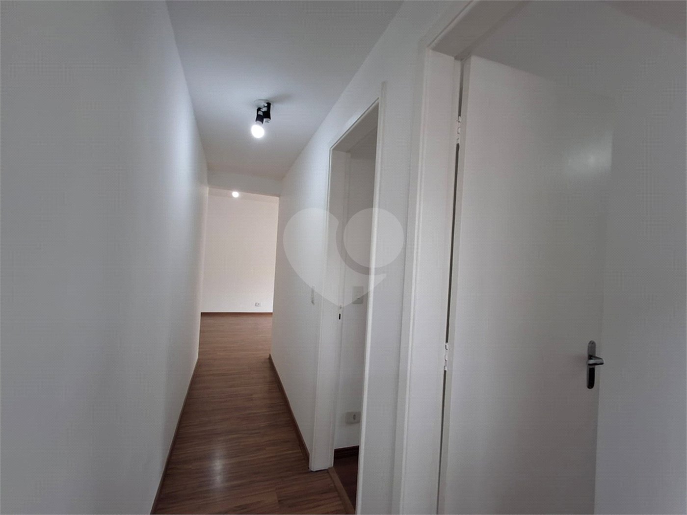 Apartamento a venda na Vila Clementino com dois dormitórios