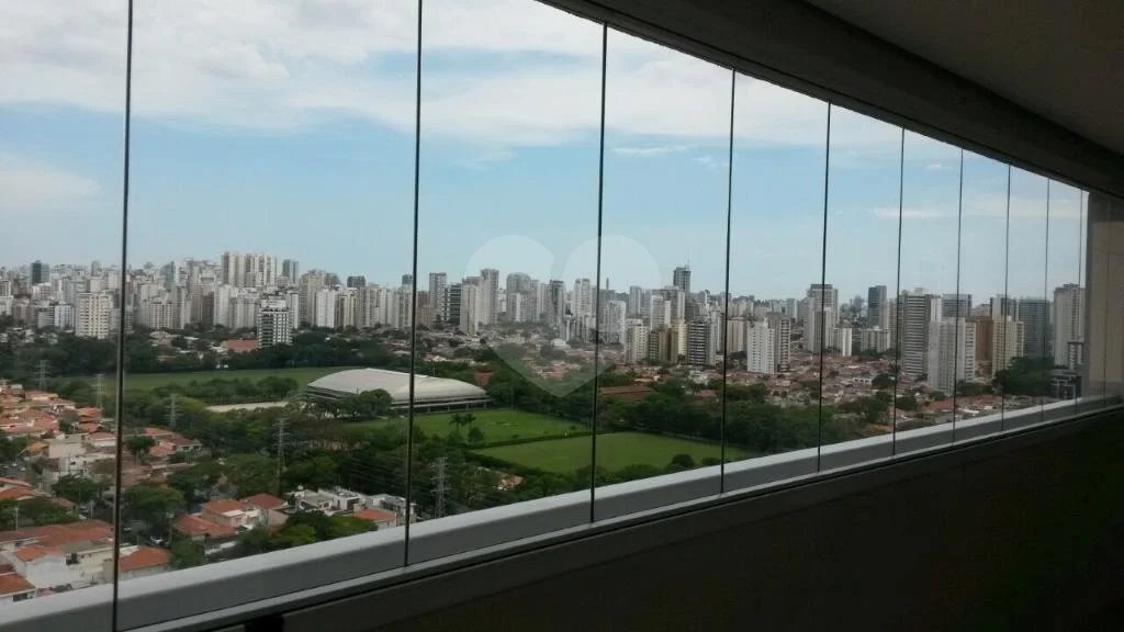 Apartamento à venda com 3 quartos, sendo 1 suíte, em Brooklin, São Paulo, SP