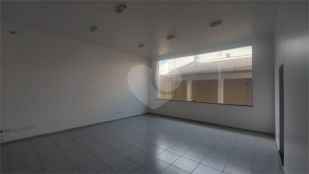 Sala Comercial na Prestigiada Alameda Lucas Nogueira Garcez