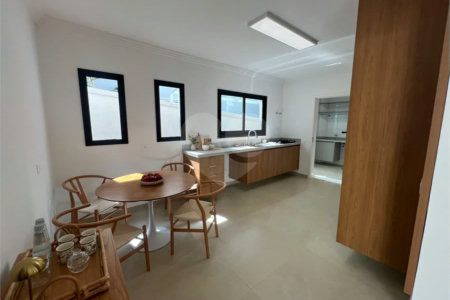 Casa à venda com 4 suítes no condomínio Alphaville 3, Santana de Parnaíba - SP