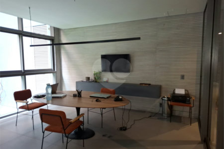 Studio na 24m² Vila Mariana