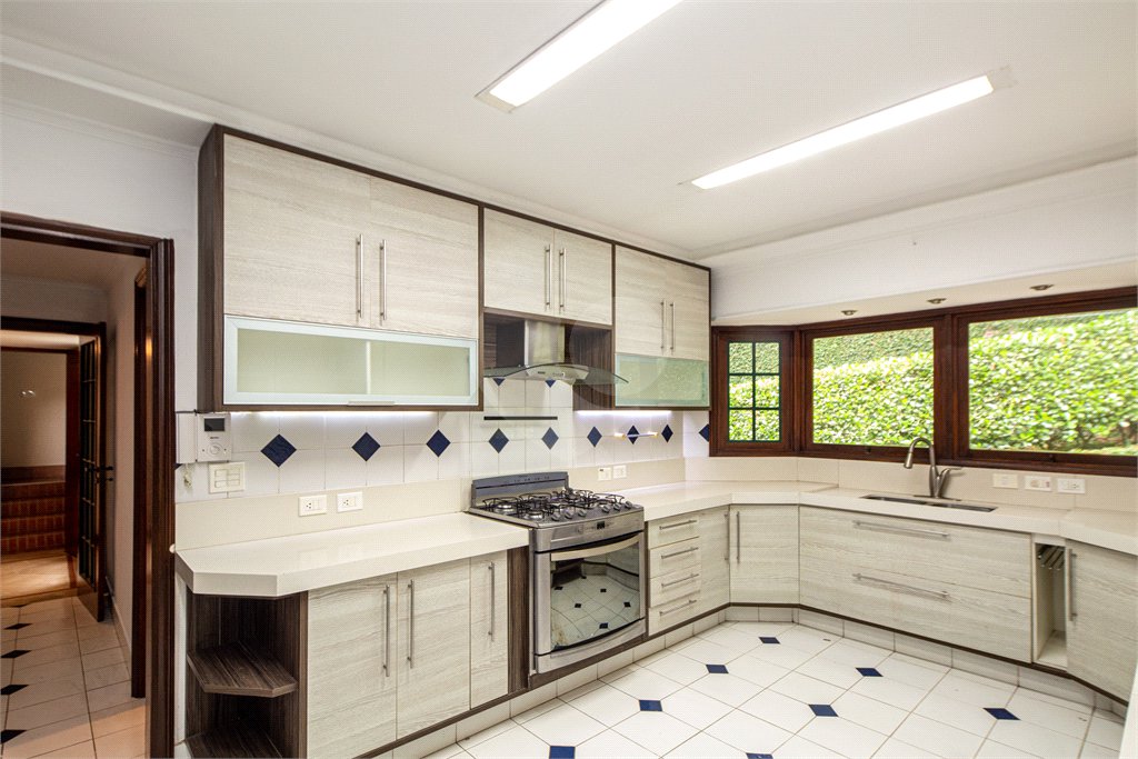 Casa à venda com 4 suítes no condomínio Chácara Flora, São Paulo - SP