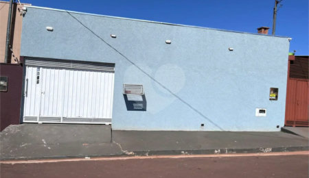 Casa à venda com 3 quartos, sendo 1 suíte,  em Residencial Ponta Porã I, Ponta Porã, MS