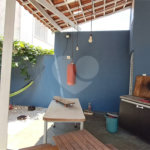 Casa à Venda no Golden Park – 4 Quartos, Churrasqueira e Piscina!