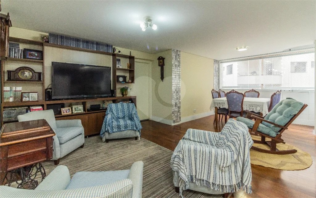 Apartamento com 110 m² - 3 quartos - 1 suíte- 1 vaga - Paraíso