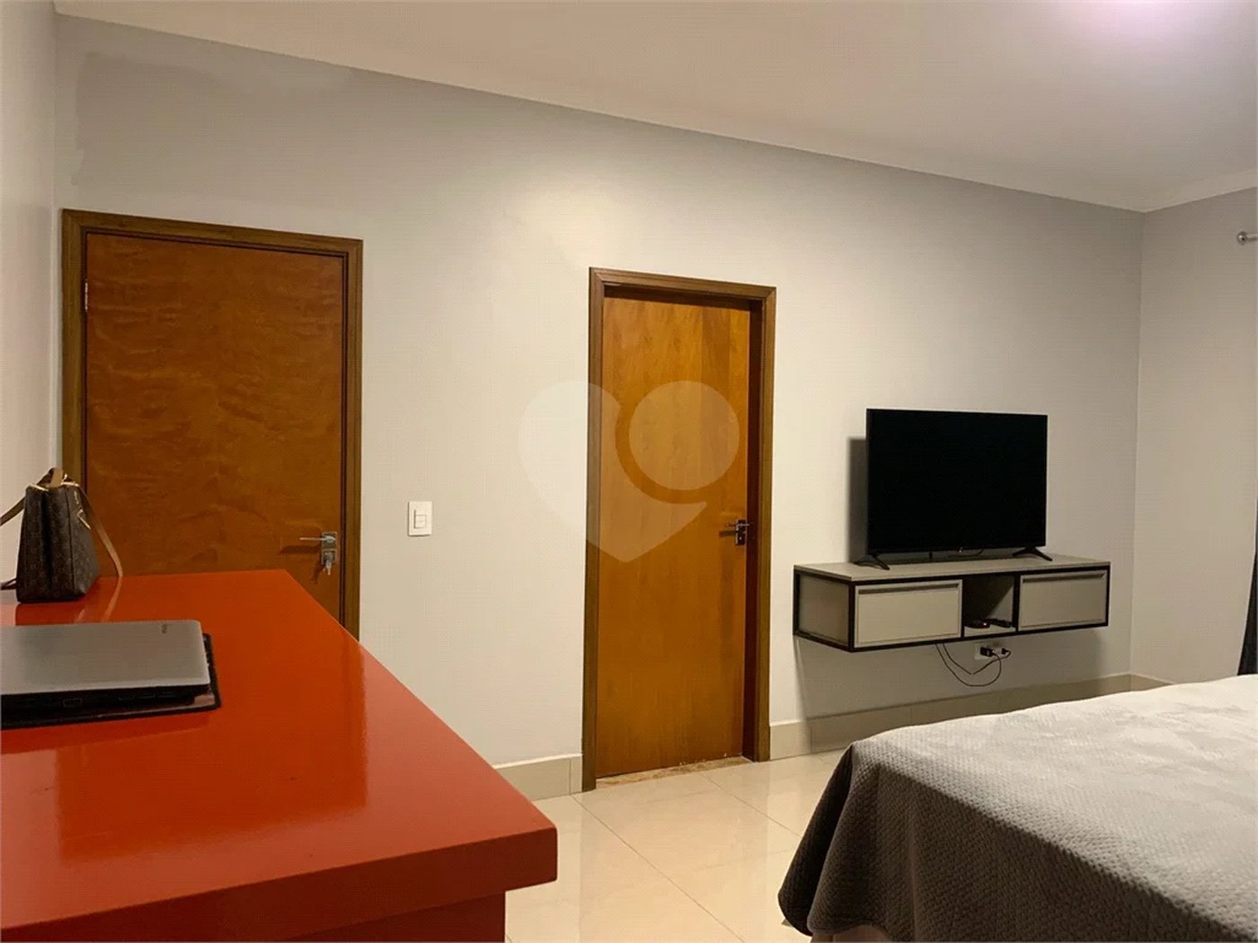 Linda Casa à Venda no Bairro Santa Rosa, na cidade de Piracicaba-SP.