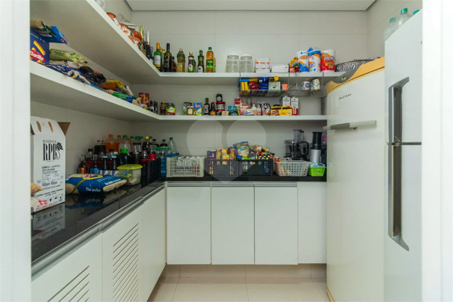 Casa em condomínio, 4 suites, piscina privativa no Jd. Floresta - zona norte - SP.