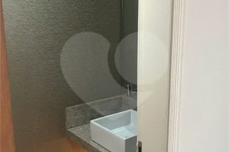 APARTAMENTO À VENDA NO EDIFÍCIO PRINCESA DANIELA | 135 M² | 3 DORMITÓRIOS | 3 VAGAS