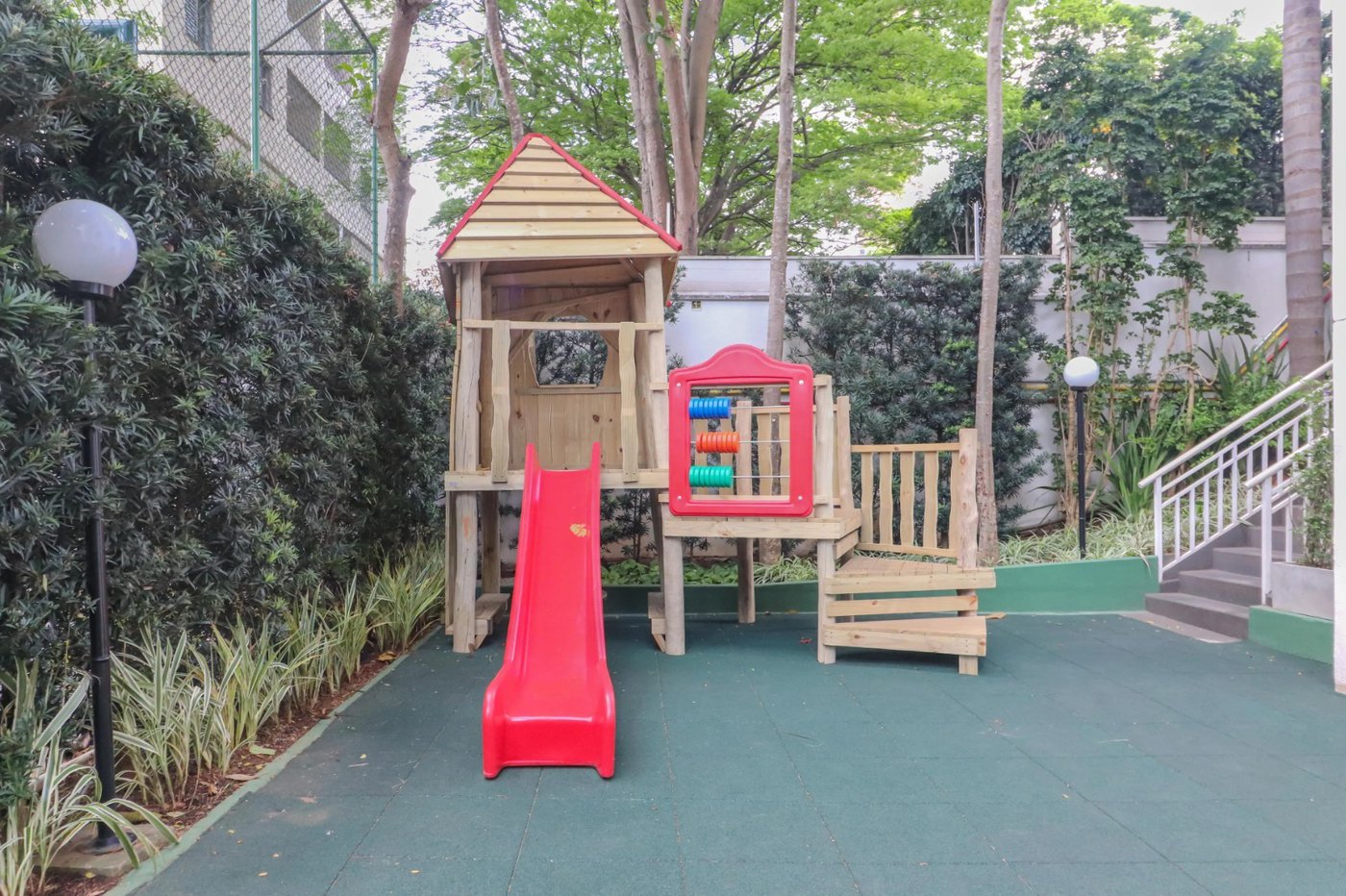 Apartamento à venda com 3 quartos, sendo 1 suíte,  em Jardim Esmeralda, São Paulo, SP