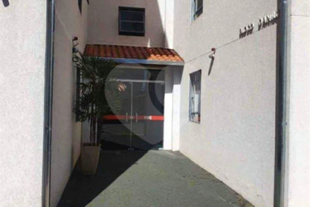 Apartamento no Condomínio Residencial Mazo