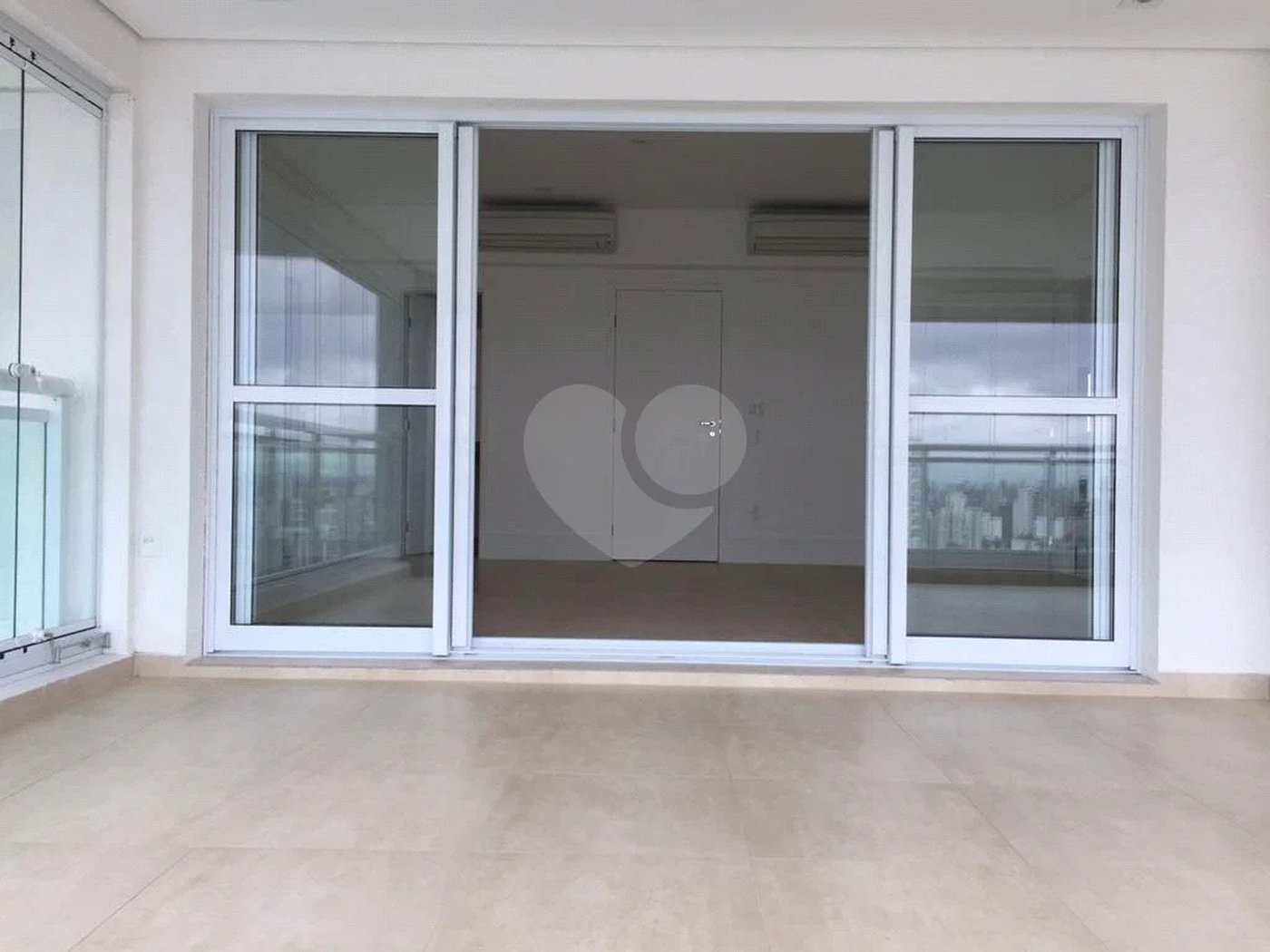 Paraíso - Apartamento com Varanda Gourmet e Lazer de Clube