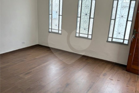 Casa com 235m² , 3 dormitórios , sendo 1 suíte , 6 vagas , à venda no Jardim Brasilia
