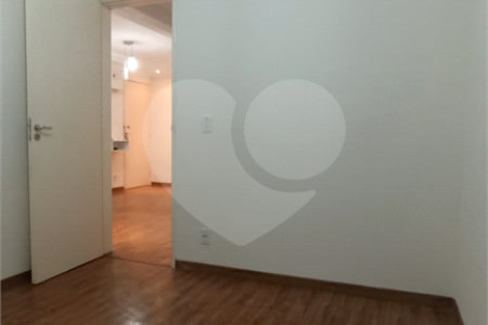 Apartamento para venda no Condomínio Residencial Spazio Mont Royal.
