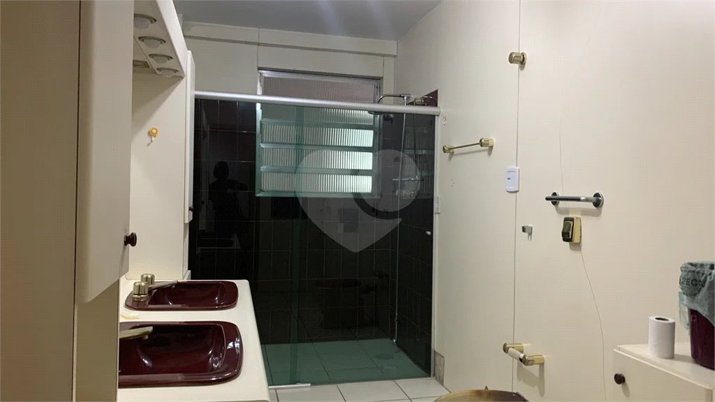 Edifício Louvre | Apartamento Neoclássico de 425m² à Venda na Praça da República — Centro de São Paulo