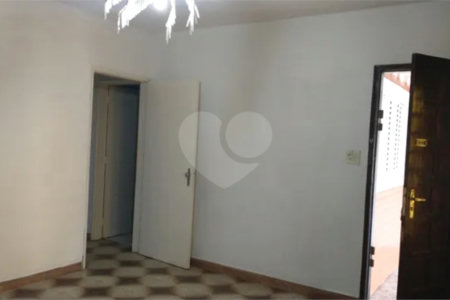 CASA A VENDA COM 125M², 2 DORMITÓRIOS, 1 BANHEIRO, 1 VAGA, TAUBATÉ/SP.