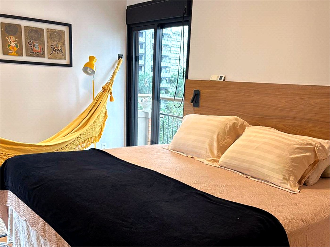 Apartamento em Moema Pássaros à Venda 171 m² 3 Dormitórios 3 Suítes Reformado