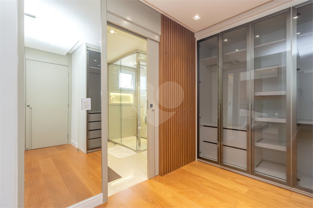 Apartamento - Vila Mariana - Alto Padrão - 3 Suítes - 4 Vagas - Venda / Compra - Próximo ao Metrô