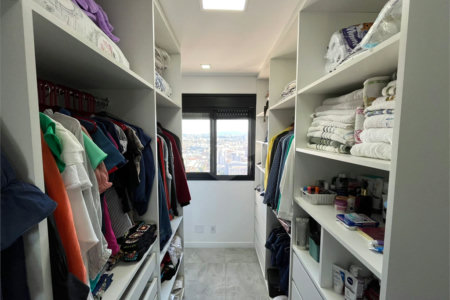 Apartamento no Brás repleto de lazer com 50 m² com 2 dormitórios e 1 vaga, Estuda Permuta
