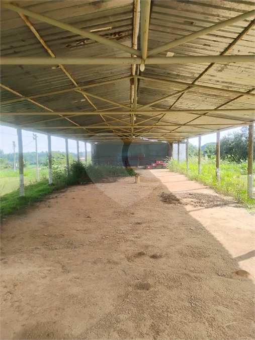 Sítio em Monte Mor (SP) a venda.