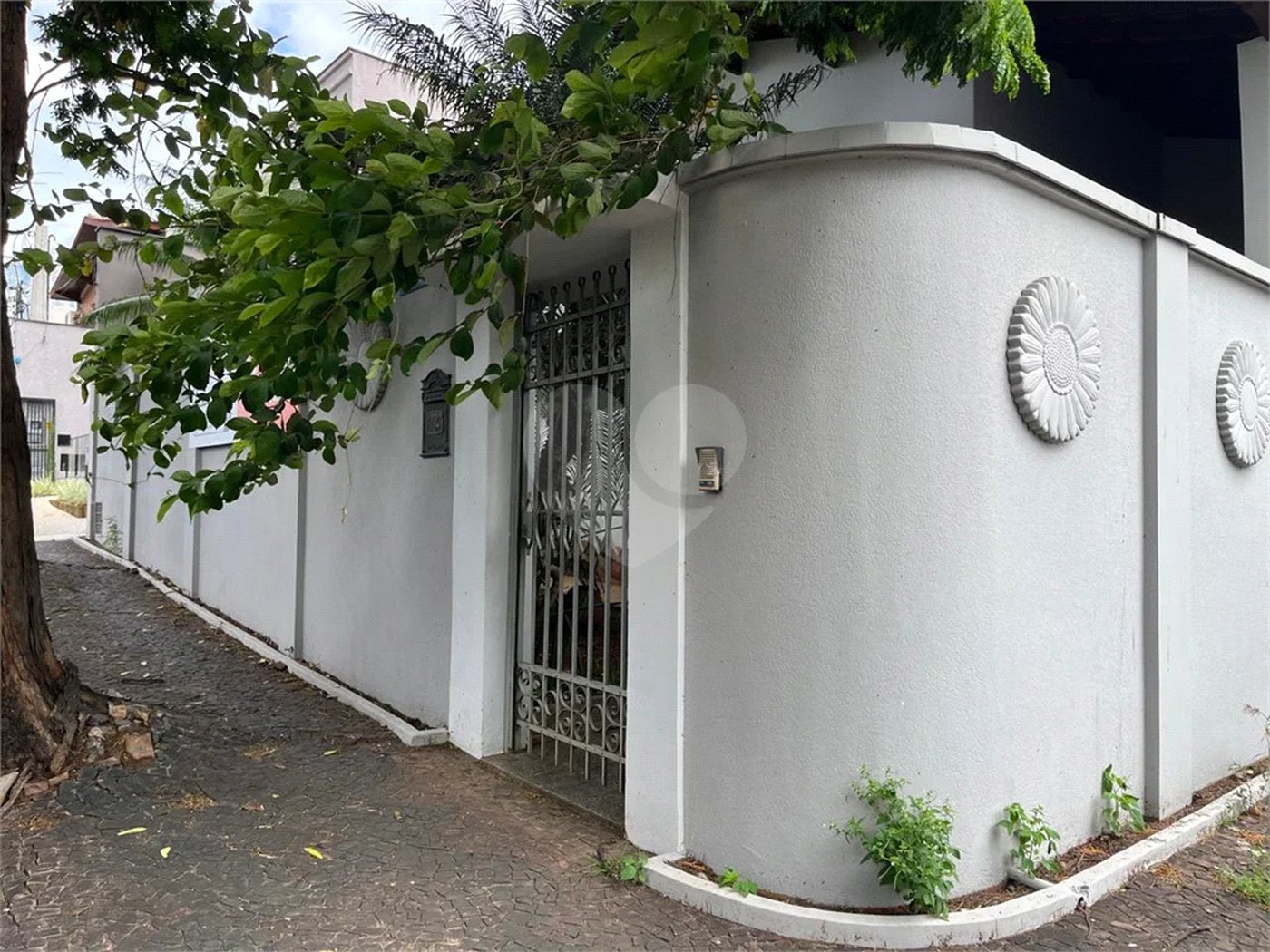 Casa Térrea c/ 4 quartos Venda – Vila Monteiro (Localização Nobre)