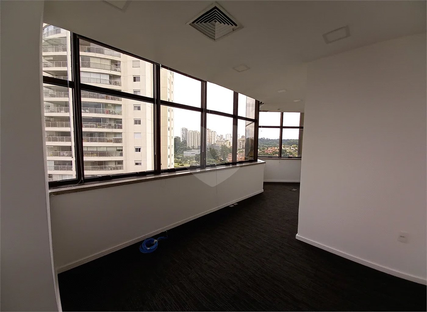 SALA COMERCIAL - BERRINI EXCELENTE PARA CONSULTÓRIOS E ESCRITÓRIO