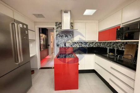 Casa à venda com 2 quartos, sendo 2 suítes, no condomínio Vilas V, São Paulo - SP