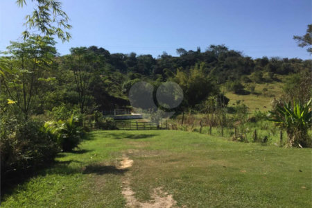 CHACARA A VENDA COM 3.190M², 2 DORMITORIOS, 2 BANHEIROS, 6 VAGAS - CHACARA SÃO JOSÉ - SÃO JOSEÉ DOS