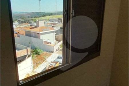 Apartamento no Condomínio Residencial Jardim das Torres