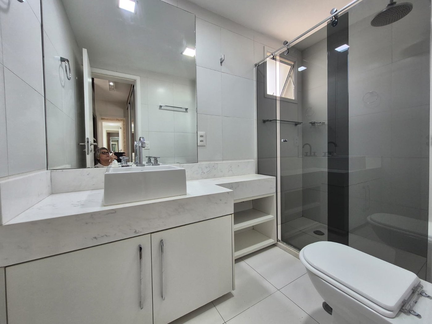 Apartamento à venda ou para alugar, 110m² com 2 quartos, sendo 1 suíte, escritório e  vagas Condomínio Paulistano, São Paulo - SP