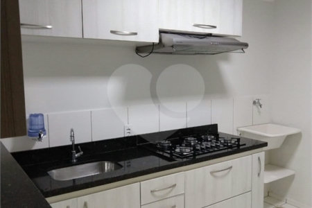 Apartamento no Condomínio Monte Olimpo.