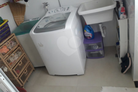 Sobrado a venda no Condomínio Village Damha II