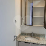 Apartamento de 2 quartos mobiliado à venda no Paraíso