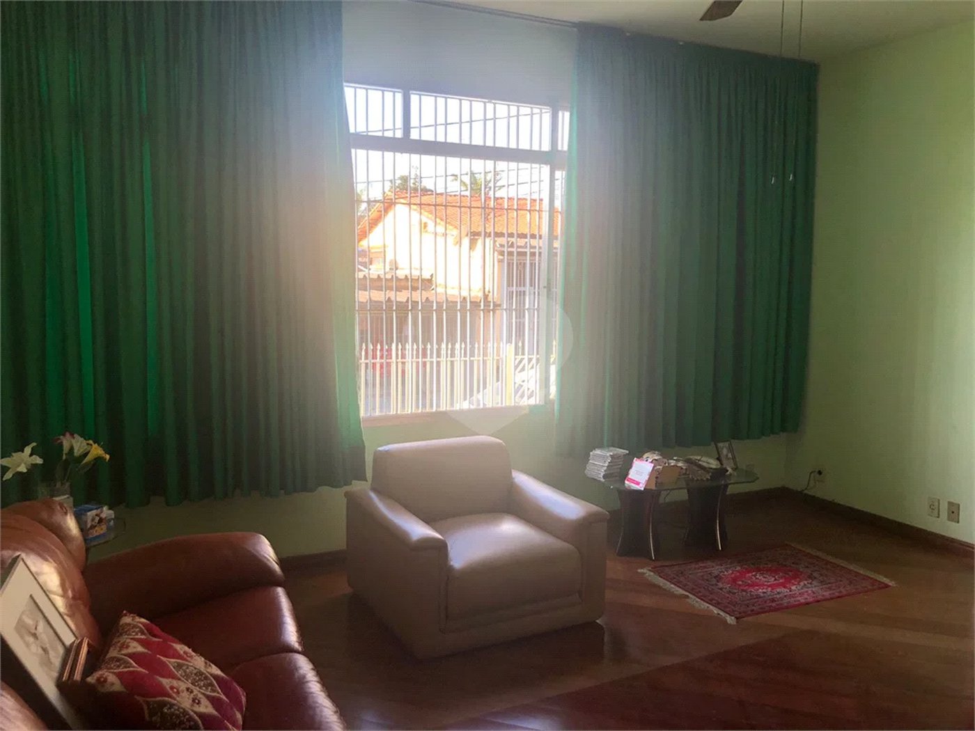 Ótima casa térrea a venda, 2 quartos e 2 vagas de garagem Jd Maristela