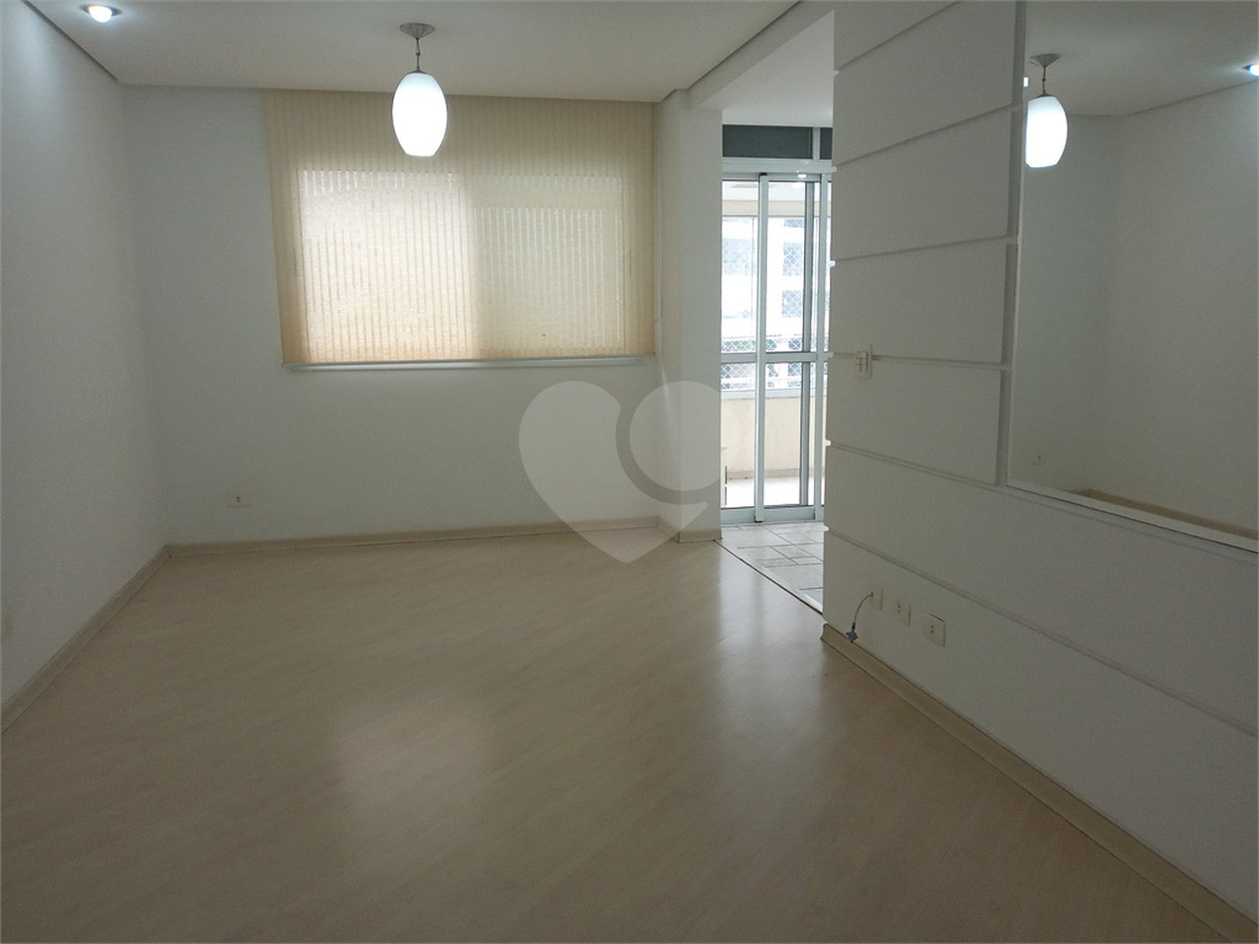 Apartamento para alugar com 79m², 2 suítes e 2 vagas próximo ao Portal do Morumbi