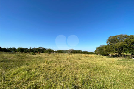 Área de terra para venda no Jardim Embaré,