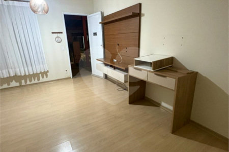 Sobrado à Venda no Condomínio Vila Verde Sabará