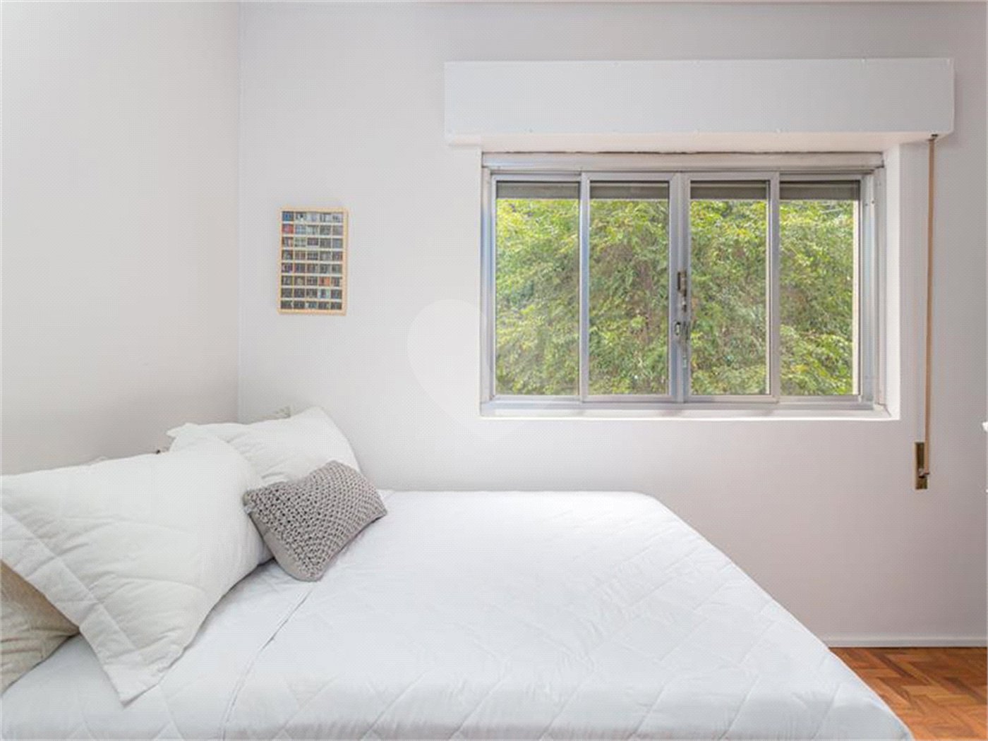 Excelente oportunidade para reformar e ficar com o apartamento dos seus sonhos!
