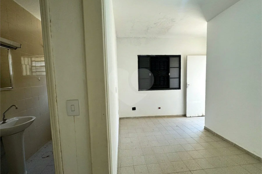 Imóvel Comercial para Venda e Locação no bairro Alto.
